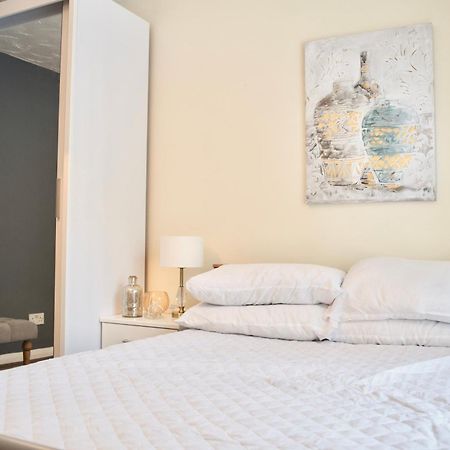 Stylish And Homely 4 Bedroom Home In East London Ngoại thất bức ảnh