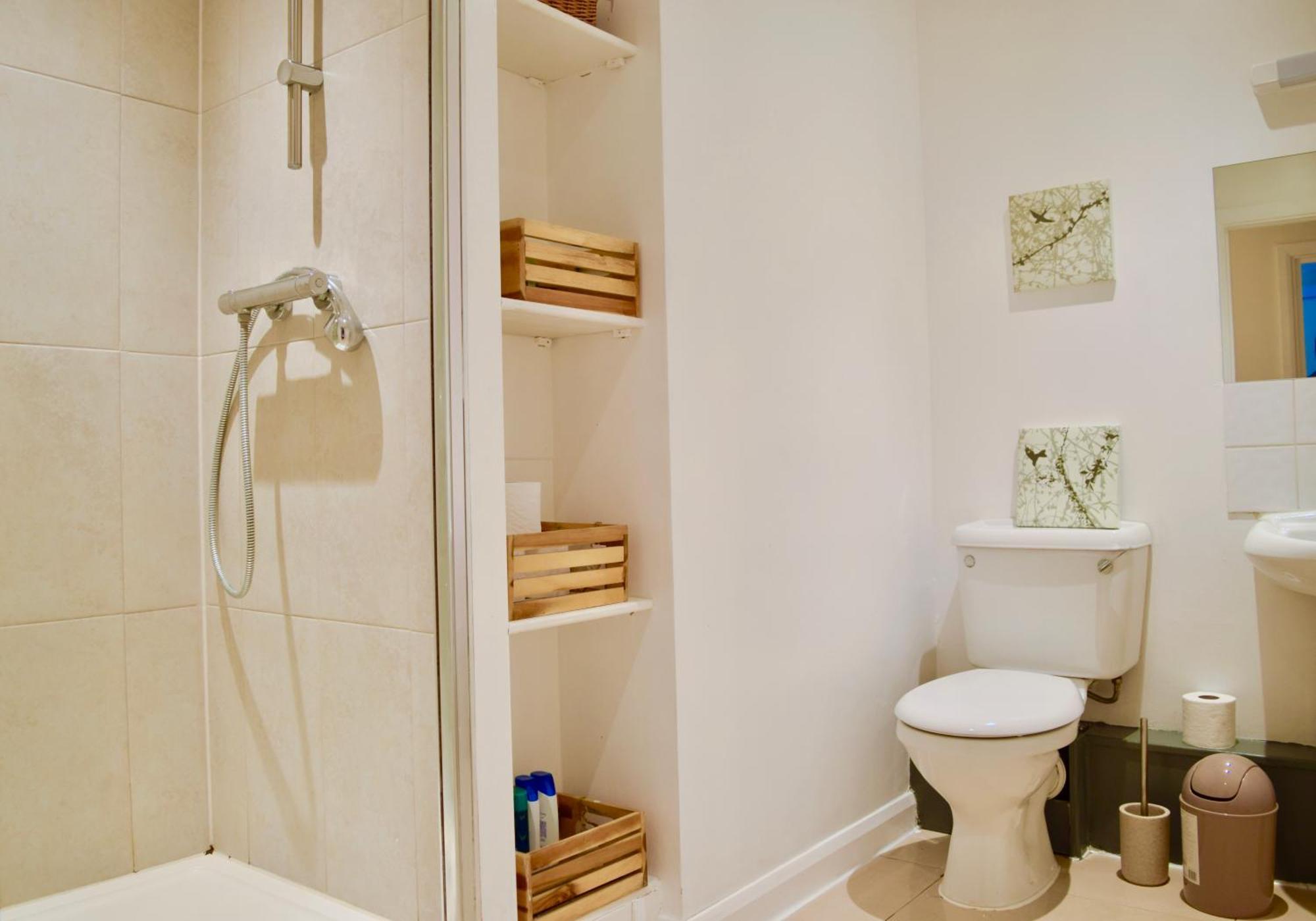 Stylish And Homely 4 Bedroom Home In East London Ngoại thất bức ảnh