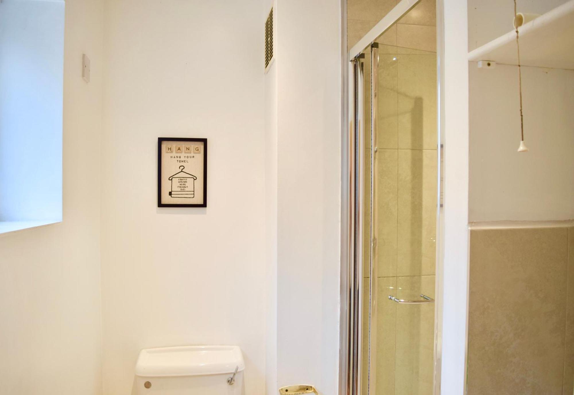 Stylish And Homely 4 Bedroom Home In East London Ngoại thất bức ảnh