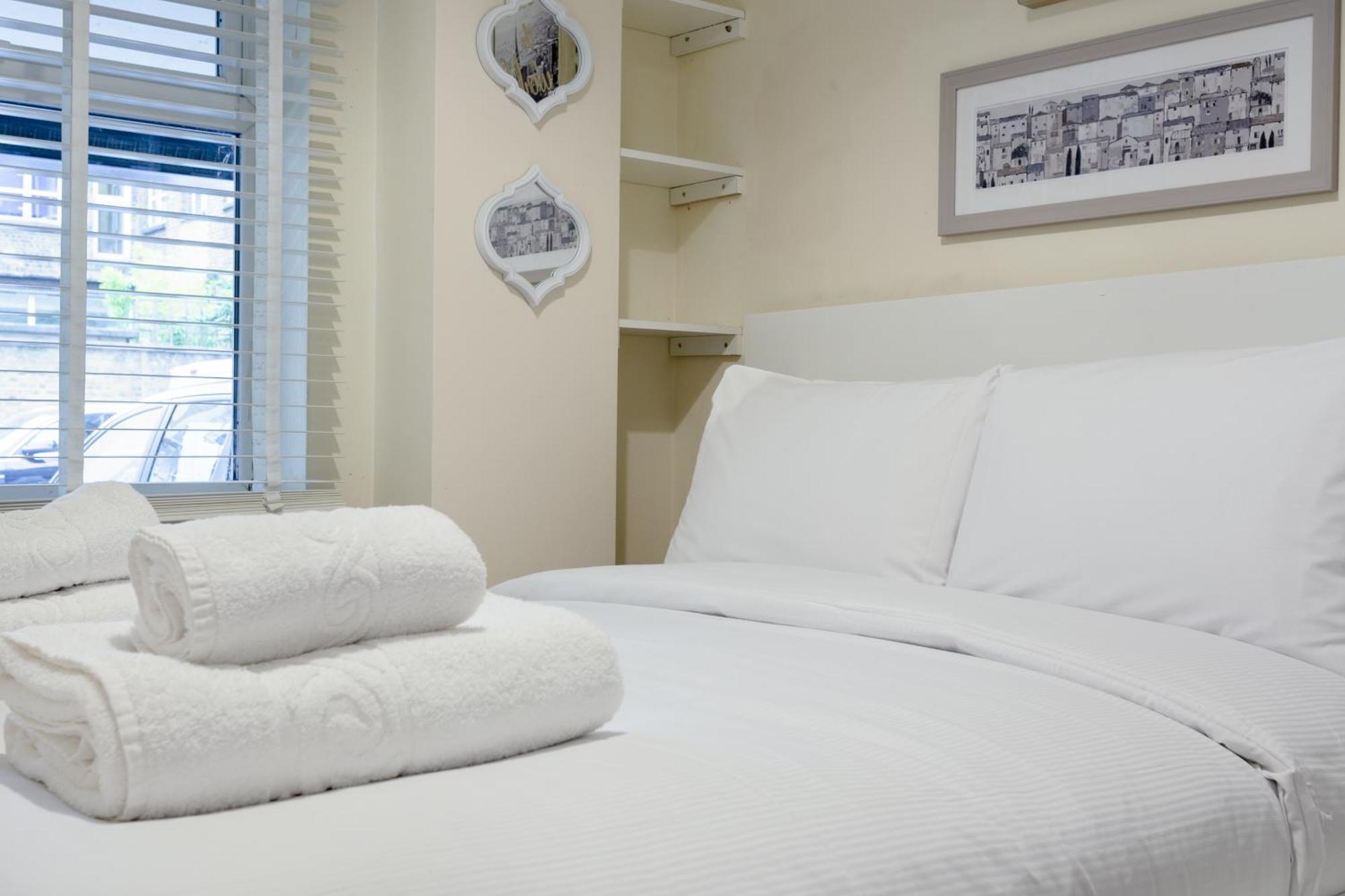 Stylish And Homely 4 Bedroom Home In East London Ngoại thất bức ảnh